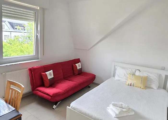 아파트 Bookly With 2 1 Bathroom 1 Kitchen And Living Lorentzweiler